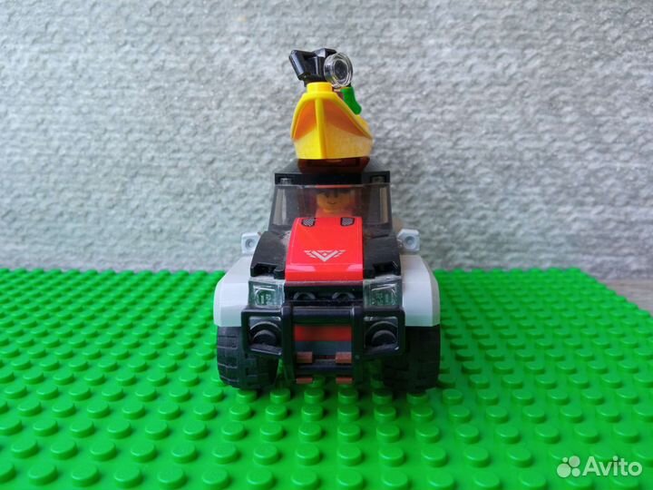 Lego city машина с байдаркой