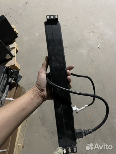 Распределетиль питания APC AP9559