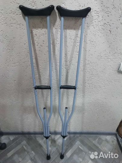 Костыли подмышечные