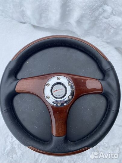 Спортивный руль