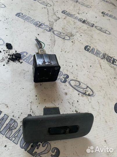 Кнопка управления зеркалами мазда бонго фенди