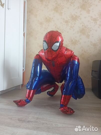 Человек-паук фольгированный шар шагающий зd
