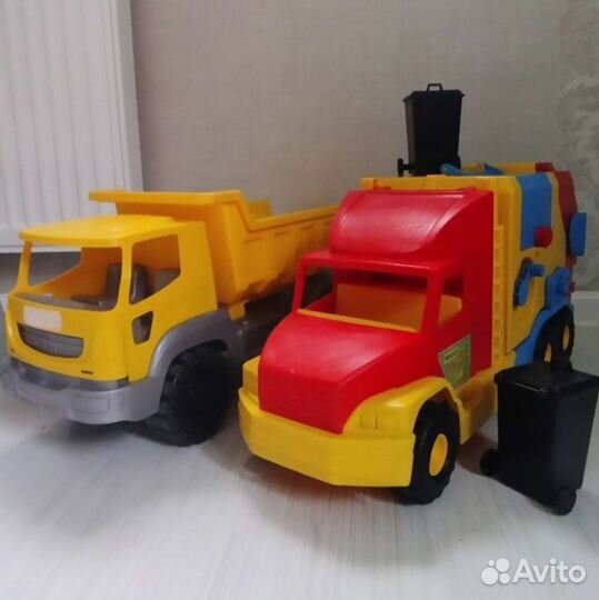 Мусоровоз и самосвал Польша