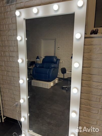 Мастер маникюра педикюра