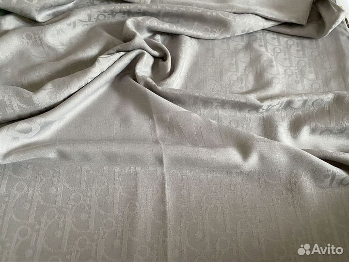 Шарф из кашемира, в конверте с пакетом Dior