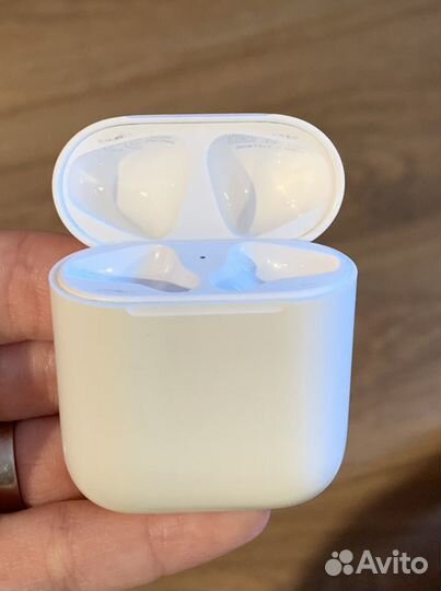 Чехол от airpods 1 (оригинал)