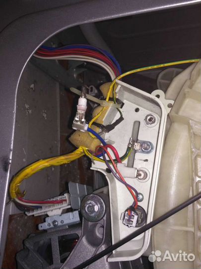 Ремонт стиральных машин Ремонт холодильников