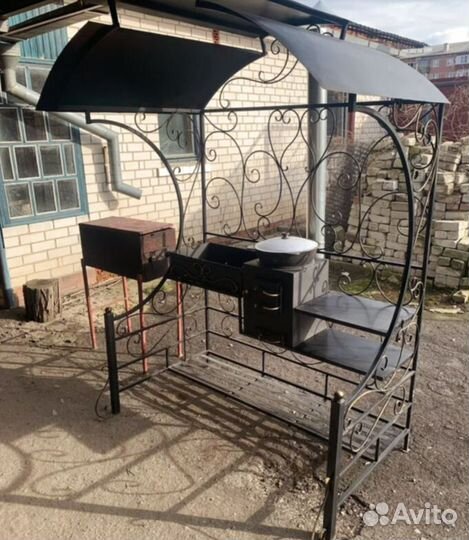 Кованый мангал с печью