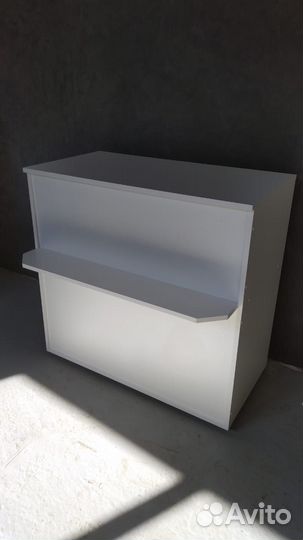 Стеллаж/прилавок/витрина