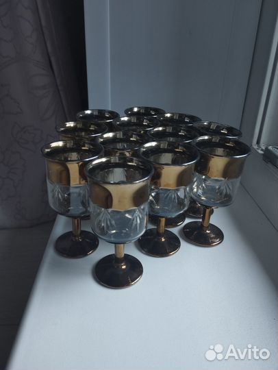 Хрустальные рюмки с позолотой