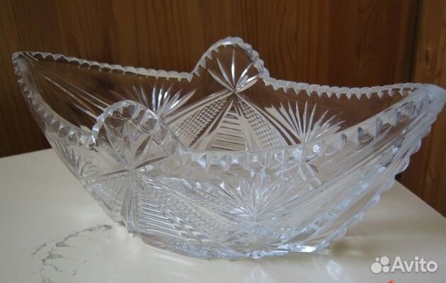 Ваза хрустальная