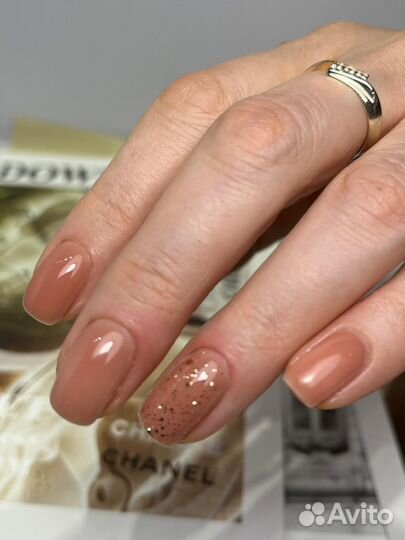 Маникюр и педикюр