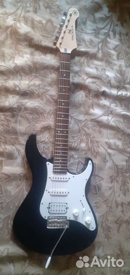 Электрогитара Yamaha pacifica 012