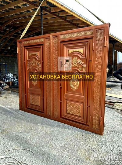 Ворота в Буйнакске без узоров