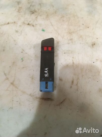 Кнопка аварийной сигнализации Chery Fora (A21)