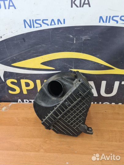 Корпус воздушного фильтра Kia Carnival 3 G6DM