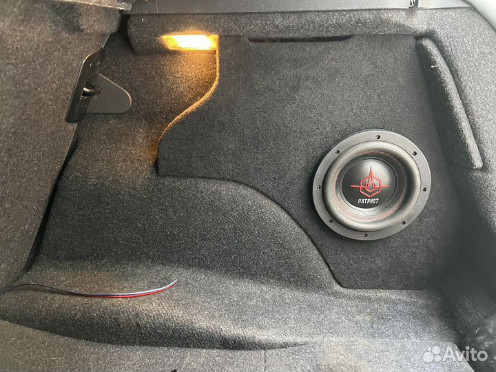 Стелс сабвуфер bmw e87 e81 левый/правый