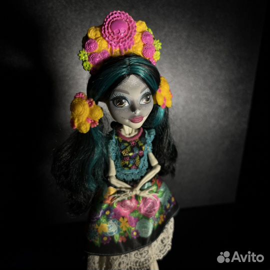 Куклы монстр хай скелита коллекционная