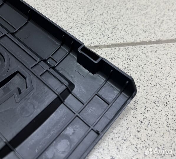 Крышка на двигатель VW polo sedan