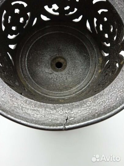 Старинное основание керосиновой лампы