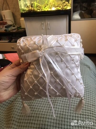 Подушка для свадебных колец