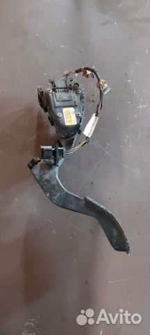 Педаль газа на Volkswagen Passat B5