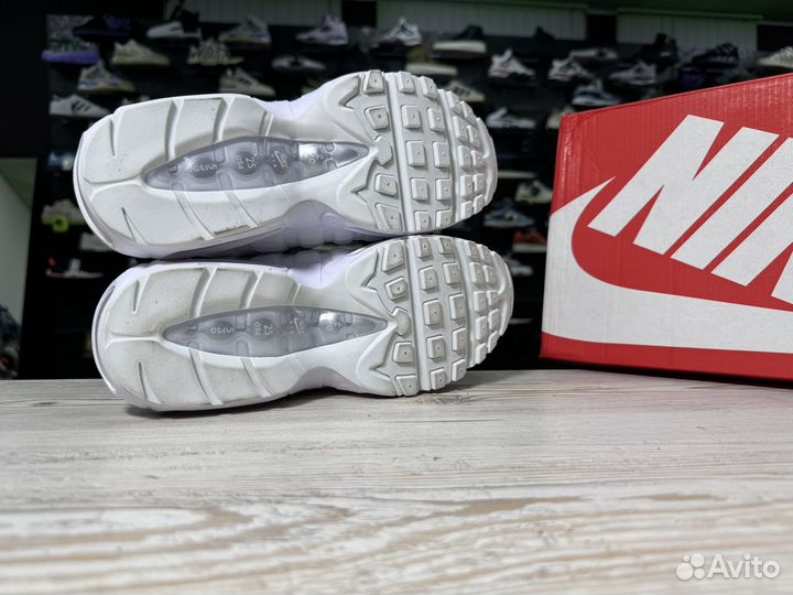 Кроссовки nike air max 95 белые