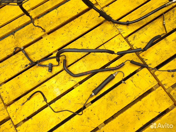 Трубки гидроподвески Mercedes-Benz W124 M103.985