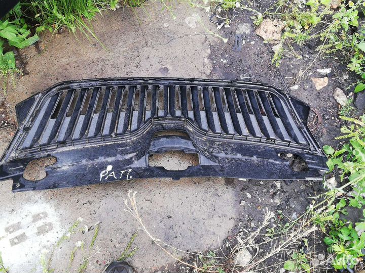 Решётка радиатора Шкода Рапид