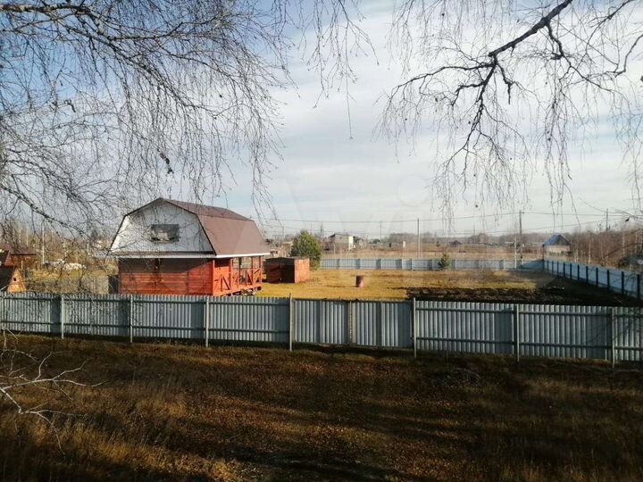 Дом 26,8 м² на участке 15 сот.