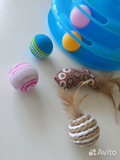 Бронь Игрушки для котенка