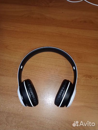 Беспроводные наушники p47 Белые