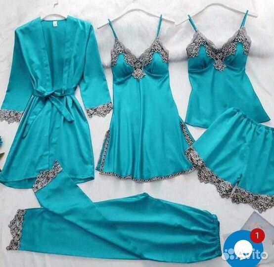 Комплект халат и пеньюар