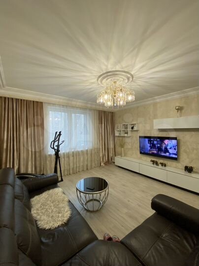 2-к. квартира, 60 м², 11/25 эт.