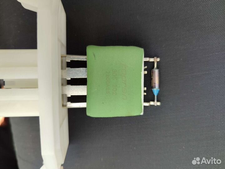 Резистор печки Форд Фокус