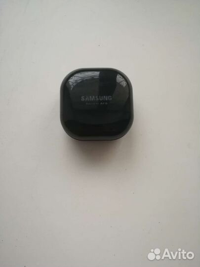Беспроводные наушники samsung buds live
