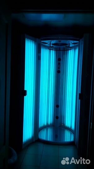 Солярий Luxura v5