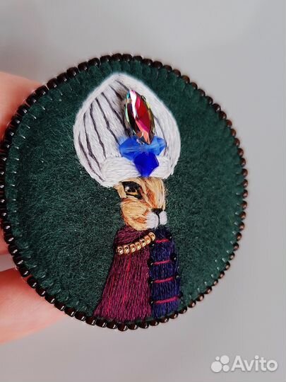 Брошь заяц шейх алмаз восток аладдин вышитая