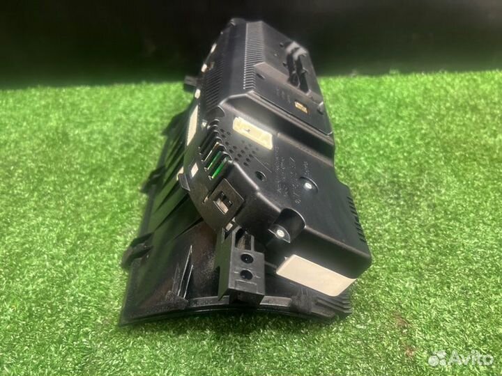 Панель приборов Mercedes S W221