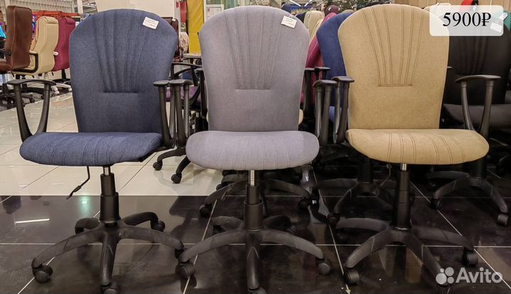 Офисный стул кресло