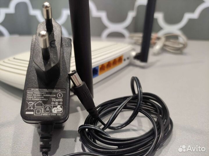 Wi-fi роутер Tp-link 841