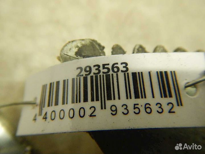 Стеклоподъемник передний правый Mitsubishi L200 3