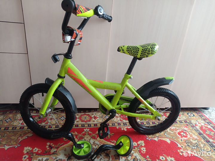Детский велосипед бу 4х колесный