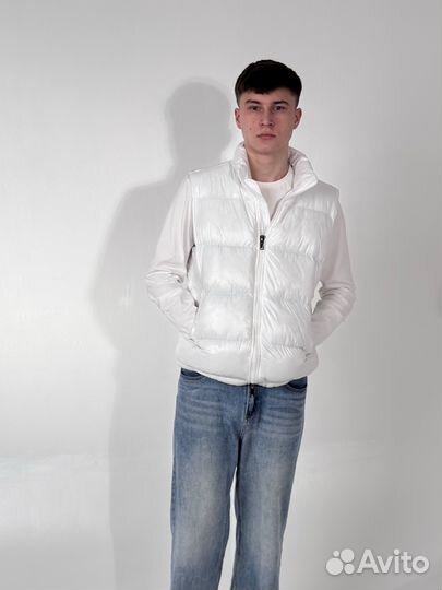 Жилетка Zara x Moncler