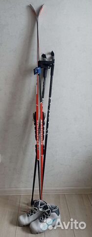 Беговые лыжи с ботинками и палками