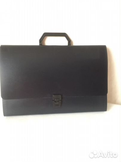 Портфель пластиковый Esselte intens