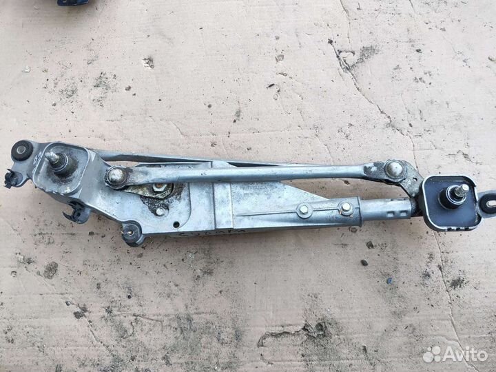 Тропеции дворников на Subaru Tribeca B9