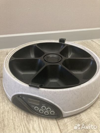 Автоматическая кормушка