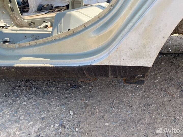 Порог левый Renault Symbol седан 1.4 K7JA700 2002