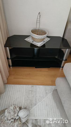 Стол стеклянный